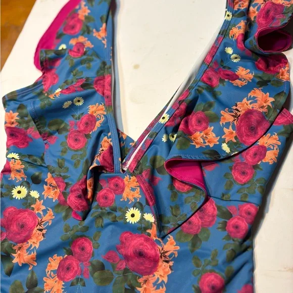 one-piece floral print swimsuit in multicolor deep V-neck ruffle trim med - Picture 10 of 12
